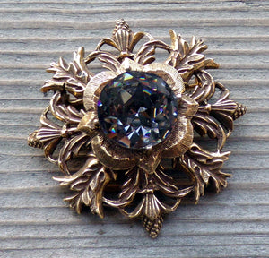 Vintage Vans Authentics Rhinestone Brooch  Goldtone #3248
