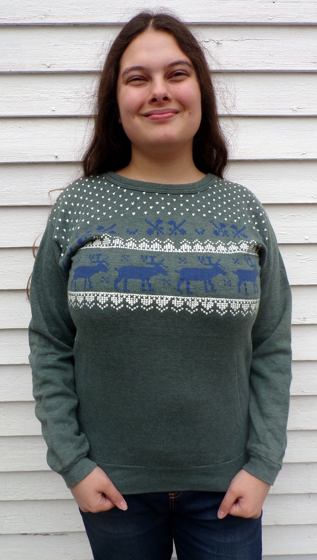 Vintage Soft Moose & Hearts Ski Sweatshirt M Woman's