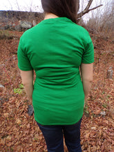 Load image into Gallery viewer, 2016 Snoopy Peanuts Holiday Christmas T-Shirt Unisex S Green