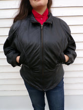 Load image into Gallery viewer, Vintage Wilsons Cropped Black Leather Biker Jacket XL Zip Out Lining Woman&#39;s