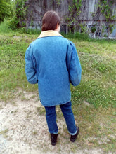Load image into Gallery viewer, Vintage L.L. Bean Denim Barn Jacket Lined L