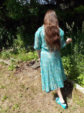 Load image into Gallery viewer, Vintage 50&#39;s 60&#39;s Pleated Shirt Dress L Pleated Rhinestone buttons Blue white