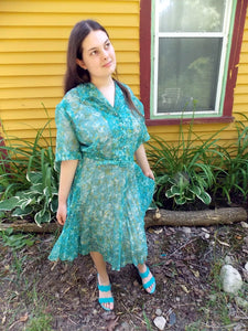 Vintage 50's 60's Pleated Shirt Dress L Pleated Rhinestone buttons Blue white