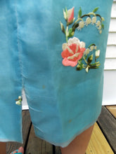 Load image into Gallery viewer, 50&#39;s 60&#39;s Embroidered Roses Party Cocktail Vintage Dress 36 Bust
