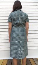 Load image into Gallery viewer, Vintage R &amp; K Buckle Knit Abstract Mod Dress L