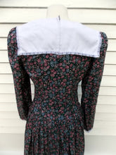 Load image into Gallery viewer, VINTAGE GUNNE SAX BY JESSICA MCCLINTOCK Roses Dress 11