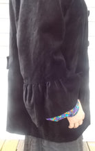 Load image into Gallery viewer, Bill Blass Used Black Velvet Coat Jacket Ruffle Sleeve L