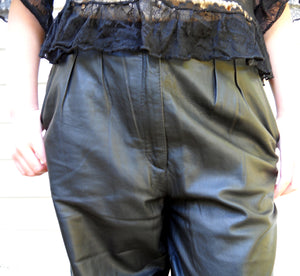 Vintage BAGATELLE Black Leather Pants Size 6 Lined