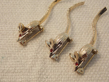Load image into Gallery viewer, Vintage Rhinestone eyes 3 MICE Pins Moveable Tails goldtone