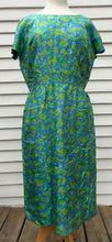 Load image into Gallery viewer, Vintage Fifth Ave Roses 60&#39;s Dress  14 16 Peck and Peck