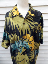 Load image into Gallery viewer, Pre-owned Tommy Bahama Hawaiian Silk Shirt M
