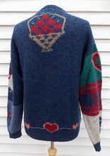 Load image into Gallery viewer, Vintage WOOLRICH  Sweater Hearts Bunnies Flowers M L