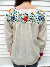 Load image into Gallery viewer, Vintage Floral Embroidered Mexican Top Hippie Boho Top 36 M