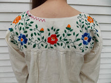 Load image into Gallery viewer, Vintage Floral Embroidered Mexican Top Hippie Boho Top 36 M