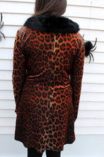 Load image into Gallery viewer, Vintage Tower Leopard Print Blazer Faux Fur L