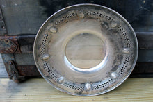 Load image into Gallery viewer, Vintage Middletown Silverware 573 Ornate Tray