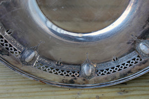 Vintage Middletown Silverware 573 Ornate Tray