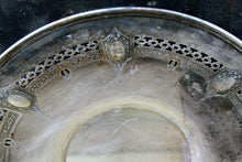 Load image into Gallery viewer, Vintage Middletown Silverware 573 Ornate Tray