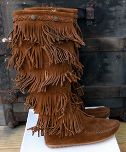 Vintage NIB Minnetonka Moccasin Fringed Boots Tall Size 6 Brown