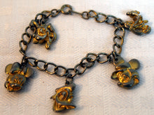 Load image into Gallery viewer, Vintage DISNEY Charm Bracelet Minnie Mickey Mouse Donald Duck Goofy