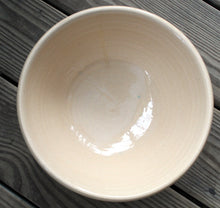Load image into Gallery viewer, East Knoll Pottery RBD 10 inch Bowl Yelloware Banded
