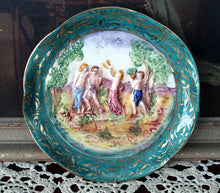 Load image into Gallery viewer, Vintage Majolica Italy Wall Plate Capodimonte Style