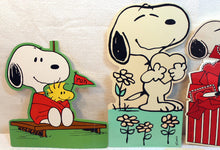 Load image into Gallery viewer, Vintage Snoopy Peanuts Greeting Cards, Holiday Cut-Outs. Valentine, Thanksgiving, Patriotic, Sports