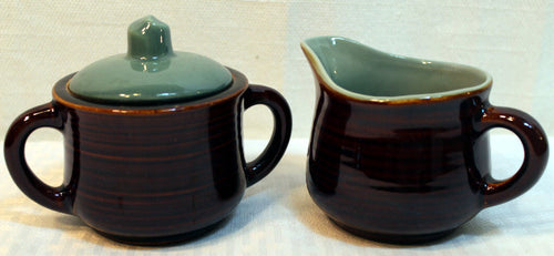 Red Wing Village Green Sugar Bowl & Creamer Set