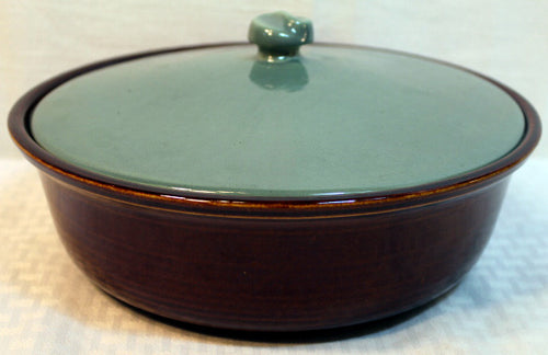 Red Wing Pottery Village Green Large Round Covered Casserole