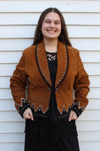 Load image into Gallery viewer, Vintage Western Studded Cropped Leather Jacket L